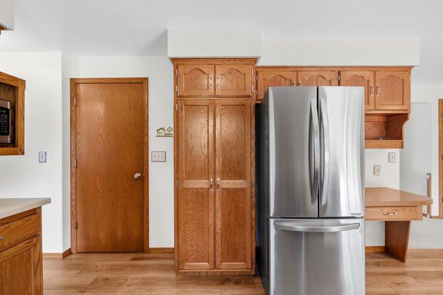 2615 W SUNNYVIEW CIRCLE, Appleton, WI 54914