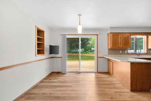 2615 W SUNNYVIEW CIRCLE, Appleton, WI 54914