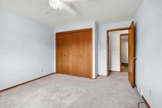 2615 W SUNNYVIEW CIRCLE, Appleton, WI 54914