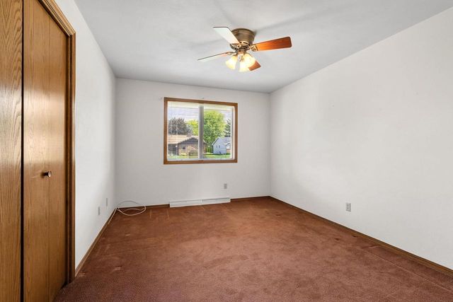 2615 W SUNNYVIEW CIRCLE, Appleton, WI 54914