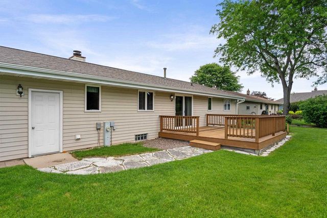 2615 W SUNNYVIEW CIRCLE, Appleton, WI 54914