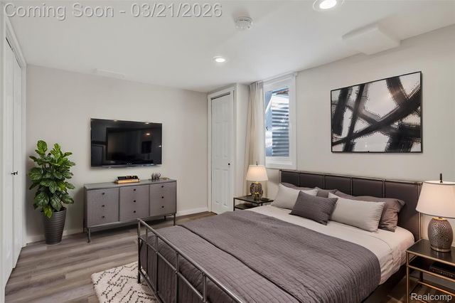 9155 Satelite Drive, White Lake Charter Township, MI 48386