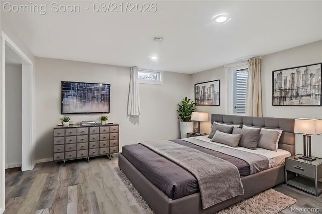 9155 Satelite Drive, White Lake Charter Township, MI 48386