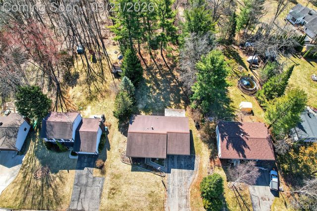 9155 Satelite Drive, White Lake Charter Township, MI 48386