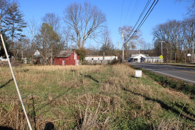 62 High Street, Viola, TN 37394