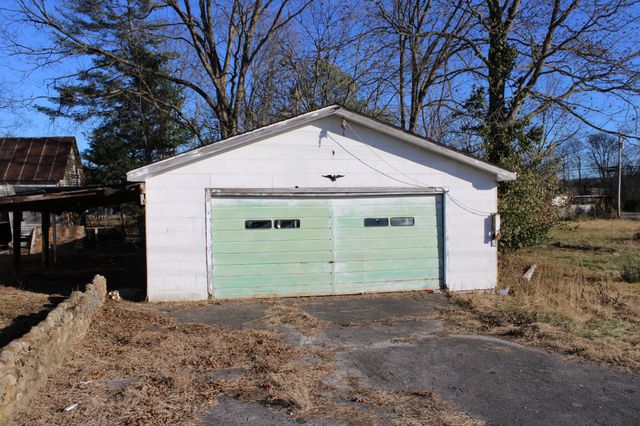 62 High Street, Viola, TN 37394