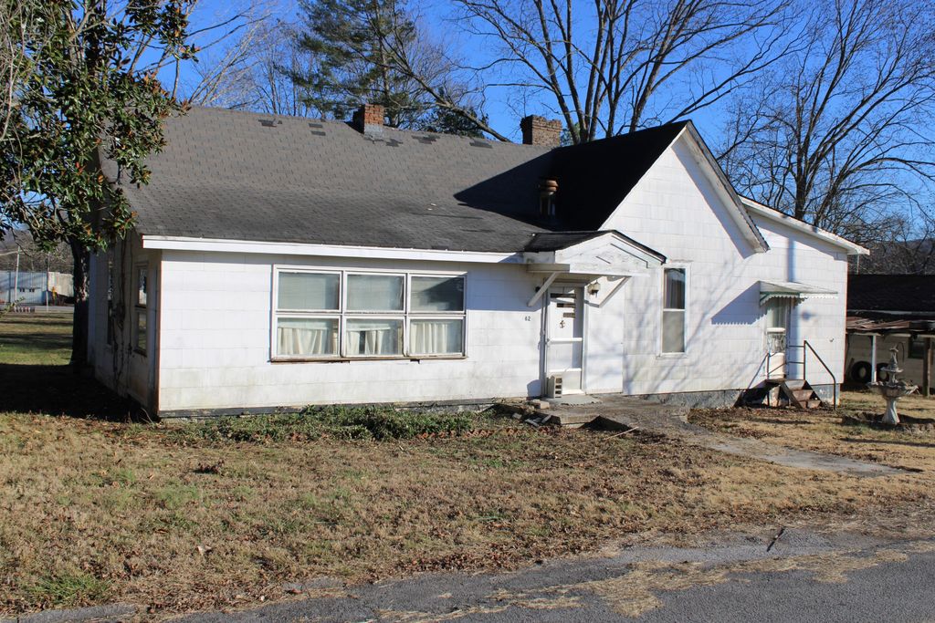 62 High Street, Viola, TN 37394