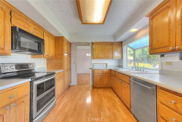 13425 Mistletoe, Chino, CA 91710