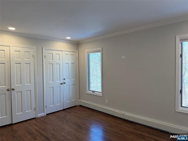 15 Gristmill Lane, Upper Saddle River, NJ 07458