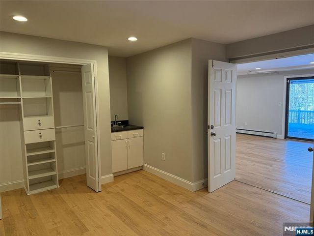 15 Gristmill Lane, Upper Saddle River, NJ 07458