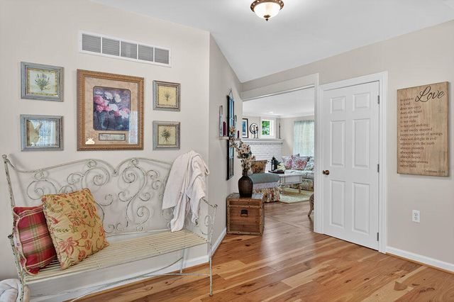 464 Butler Street, Northville City, MI 48167