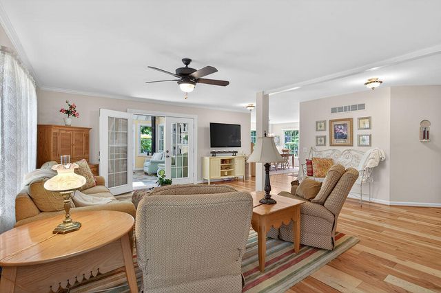 464 Butler Street, Northville City, MI 48167