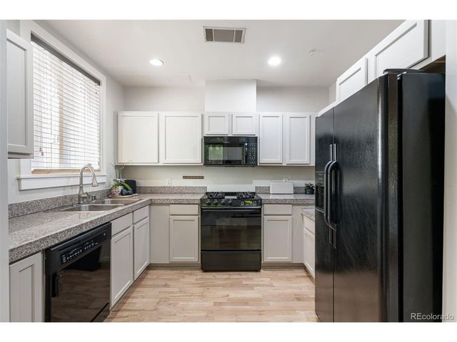 1630 N Clarkson St 108, Denver, CO 80218