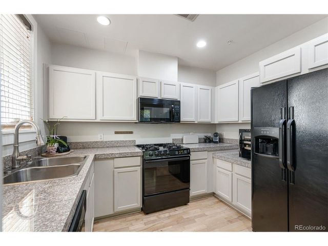 1630 N Clarkson St 108, Denver, CO 80218