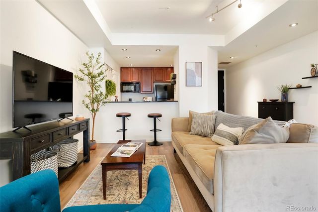 925 N Lincoln Street 6K, Denver, CO 80203