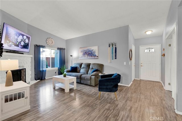 7532 Marconia Court, Fontana, CA 92336