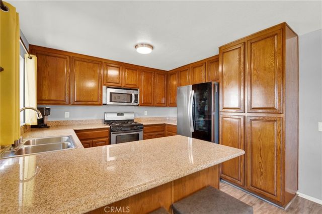 7532 Marconia Court, Fontana, CA 92336