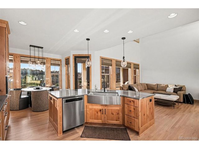 9323 Sori Ln, Highlands Ranch, CO 80126