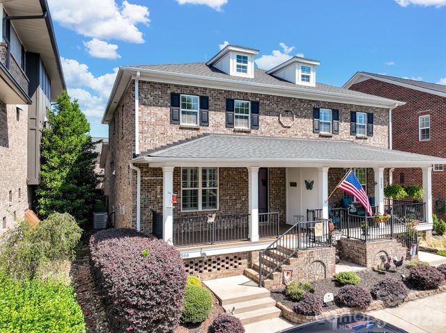 5566 Village Drive NW, Concord, NC 28027