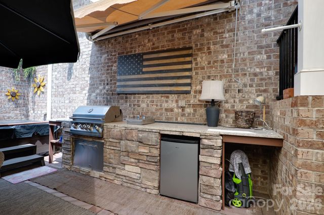 5566 Village Drive NW, Concord, NC 28027
