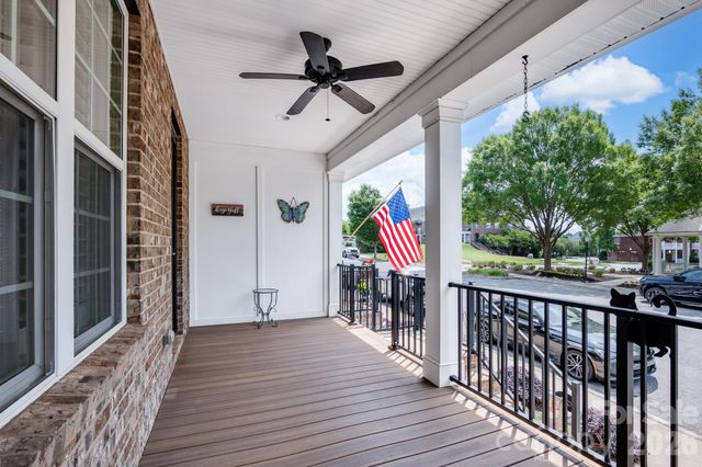 5566 Village Drive NW, Concord, NC 28027