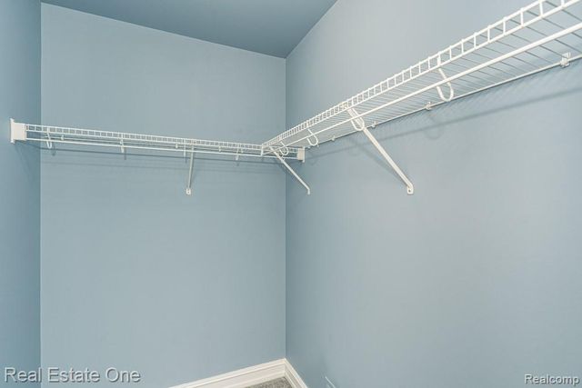 534 Parkland Hills Drive, Rochester, MI 48306