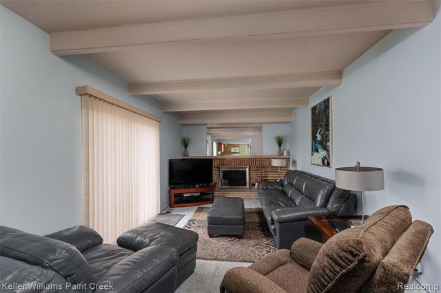 30502 Birch Tree Drive, Warren, MI 48093