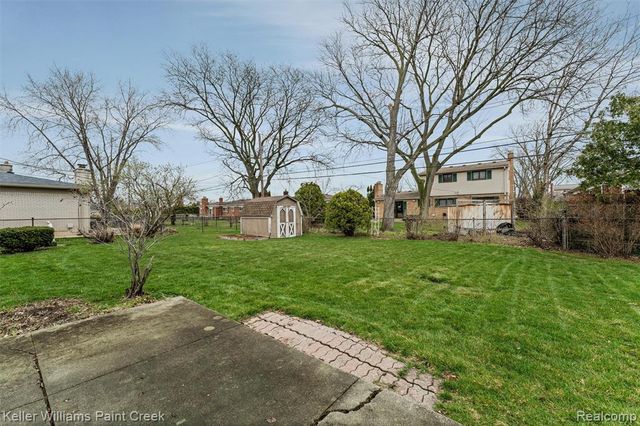 30502 Birch Tree Drive, Warren, MI 48093