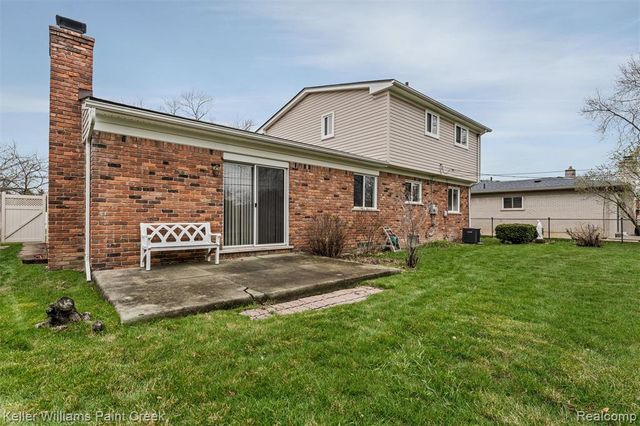 30502 Birch Tree Drive, Warren, MI 48093