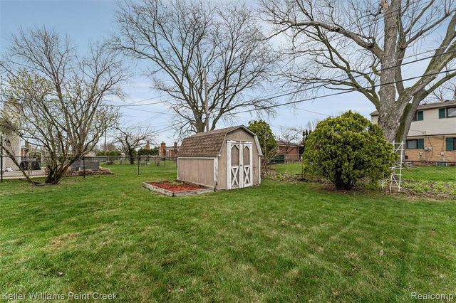 30502 Birch Tree Drive, Warren, MI 48093