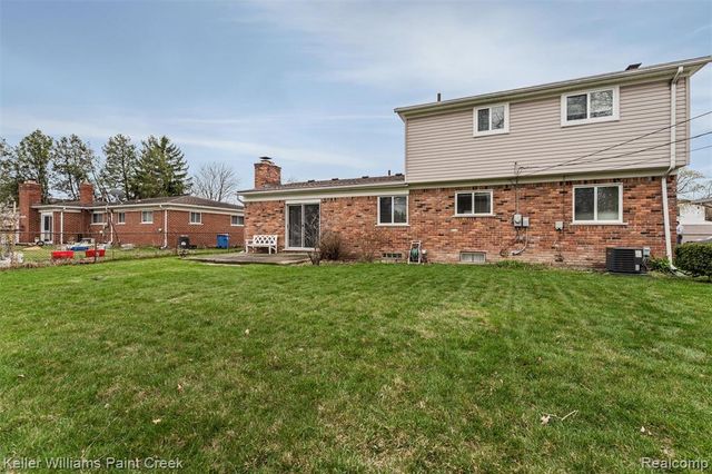 30502 Birch Tree Drive, Warren, MI 48093