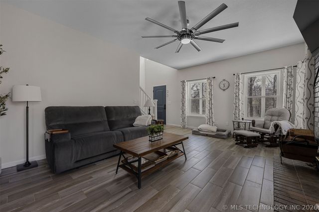 7130 W 420 Road, Chelsea, OK 74016