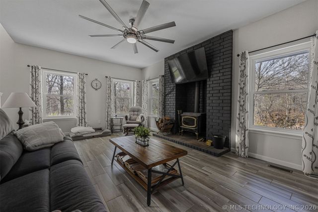 7130 W 420 Road, Chelsea, OK 74016