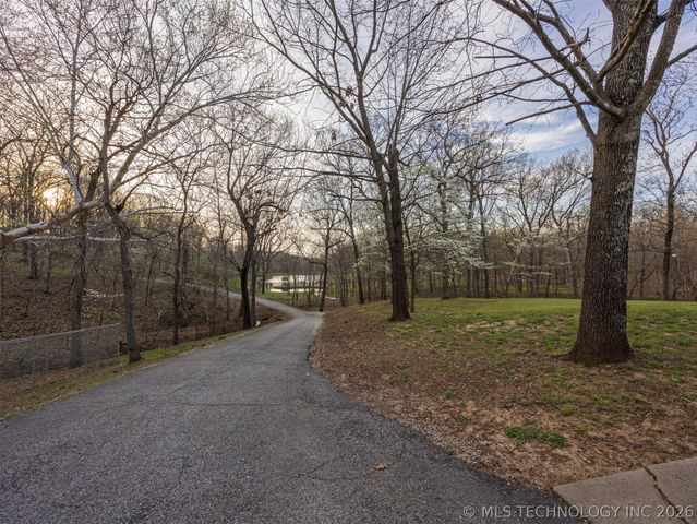 7130 W 420 Road, Chelsea, OK 74016