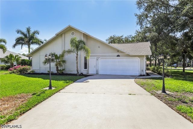 1937 Princess CT, Naples, FL 34110