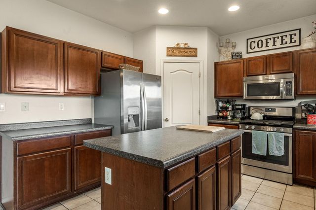 5908 Mesa Sombra Place NW, Albuquerque, NM 87120