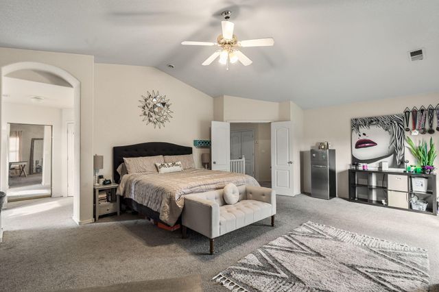 5908 Mesa Sombra Place NW, Albuquerque, NM 87120