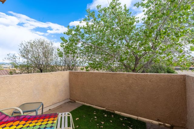 5908 Mesa Sombra Place NW, Albuquerque, NM 87120