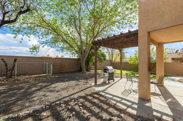 5908 Mesa Sombra Place NW, Albuquerque, NM 87120