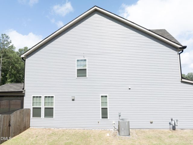 287 Winding Creek Drive, Lillington, NC 27546