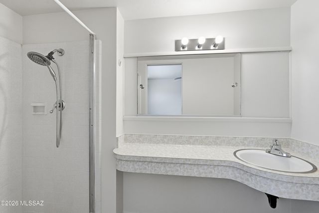 2235 E Camino El Ganado, Tucson, AZ 85718