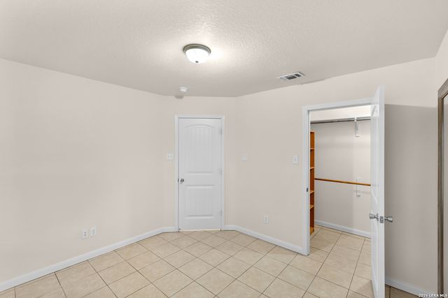 1439 BONNYVIEW DR, Canyon Lake, TX 78133