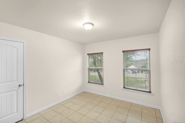 1439 BONNYVIEW DR, Canyon Lake, TX 78133
