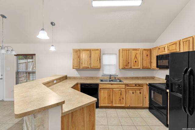 1439 BONNYVIEW DR, Canyon Lake, TX 78133