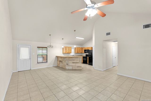 1439 BONNYVIEW DR, Canyon Lake, TX 78133