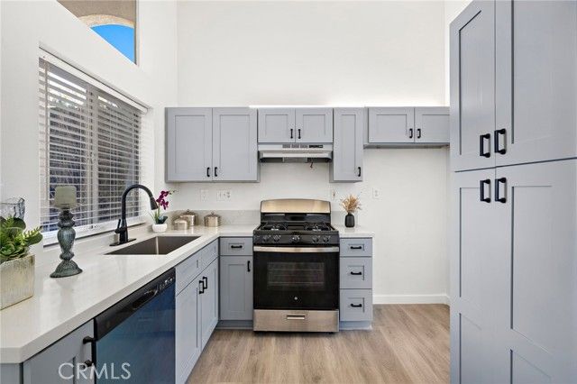 2801 Cherrywood, Irvine, CA 92618