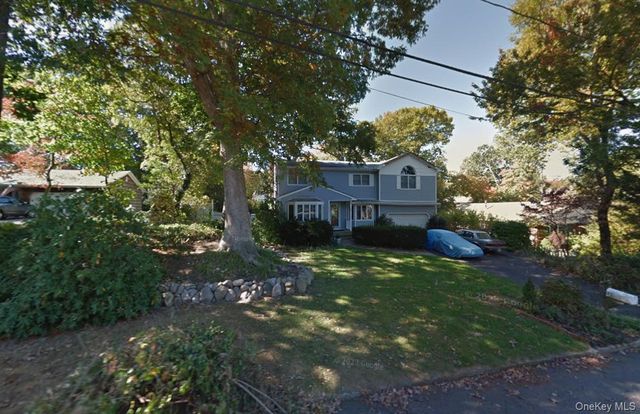 21 Rustic Road, Miller Place, NY 11764