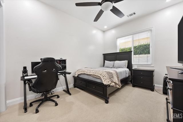 12211 Parkerhill Drive, Bakersfield, CA 93311