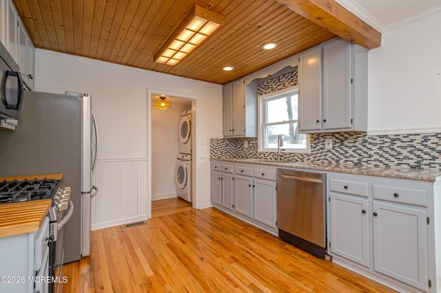 1402 Northstream Parkway, Point Pleasant, NJ 08742