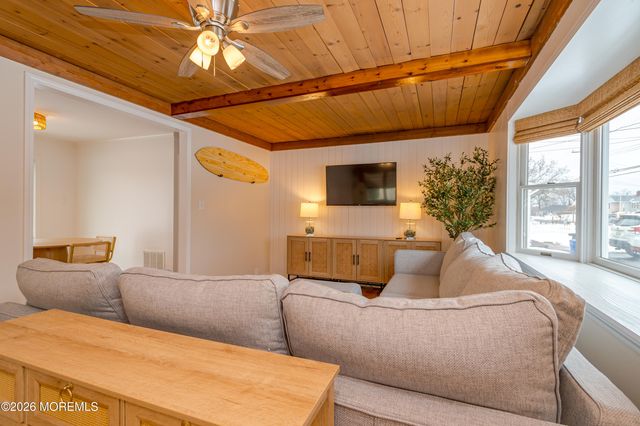 1402 Northstream Parkway, Point Pleasant, NJ 08742